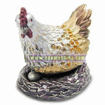 Metal Craft with Hen and Egg Design