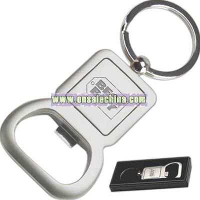 Split ring metal keyholder and bottle opener