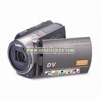 Digital Video Camera with 5.0-megapixel