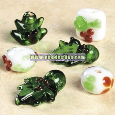 Holly Leaves With Berries Lampwork Glass Bead Mix
