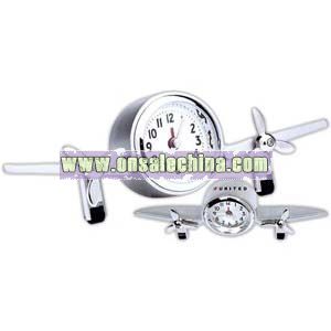 Large airplane propeller clock