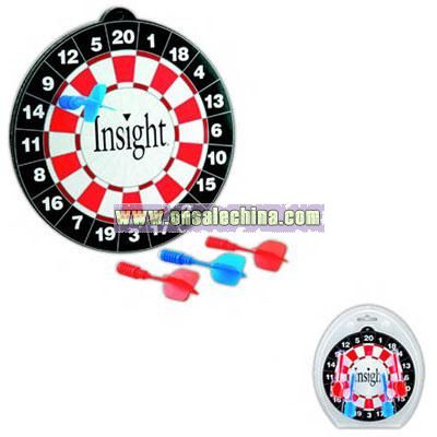 Wall magnetic dart board with four darts