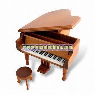 Wooden Piano Toy
