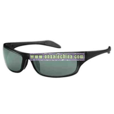 Men's sporty plastic frame sunglasses