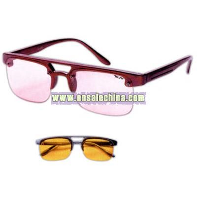 Plastic frame sunglasses with flash mirror lenses