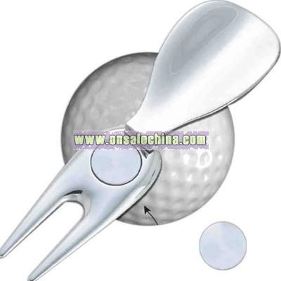 Folding shoe horn with magnetic golf ball marker and divot repair tool