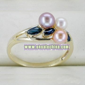 (Fine Jewelry)10k Gold Ring with Pearl