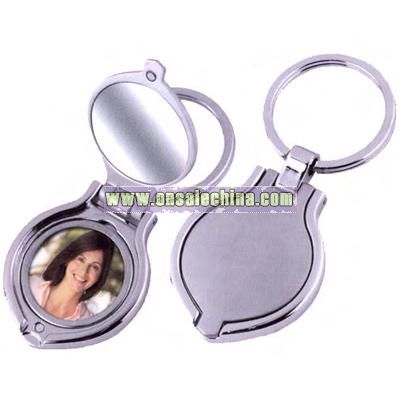 Key chain with round photo frame and mirror