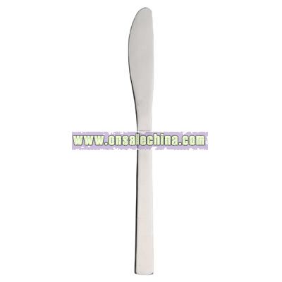 Windsor medium serrated knife