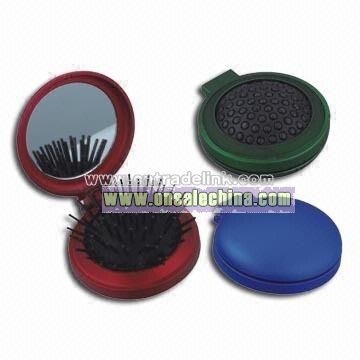 Compact Mirror with Foldable Comb