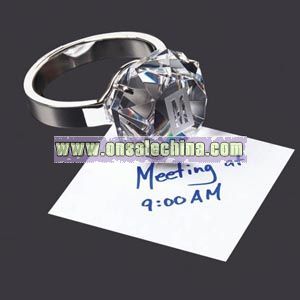 Diamond ring shape crystal paperweight