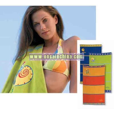 Beach towel with three dimensional appliqued