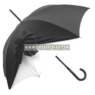 Drape Umbrella in Black and Cream