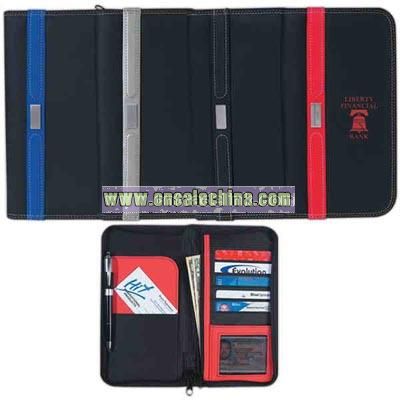 Travel wallet with zipper