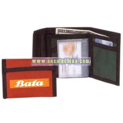 Bi-fold wallet with credit card holder in 420 denier nylon