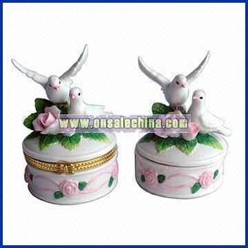 Porcelain Jewlery Box Ideal for Wedding and Valentine Gift
